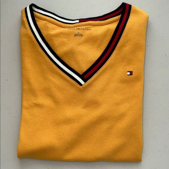 TOMMY HILFIGER Mustard V-Neck Dress. - Picture 13 of 13